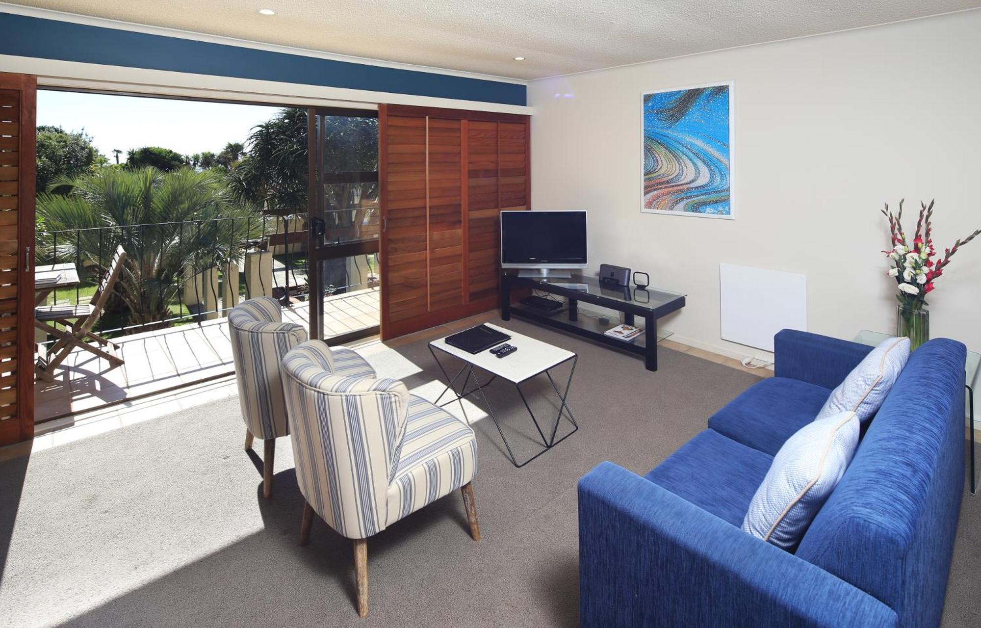 Onetangi Beach Apartments Екстериор снимка